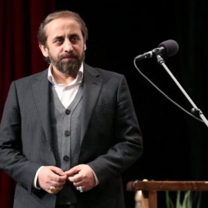 روایت احمد واعظی از روز دیدار با رهبر انقلاب/ چرا حضرت آقا روی مداحان حساب ویژه باز می‌کنند؟