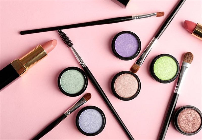 دلیل حساسیت‌زا بودن برخی مواد آرایشی/ علائم حساسیت چیست؟