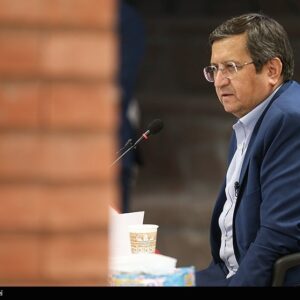 همتی: به مردم قول می‌دهم بازار ارز به ثبات برسد