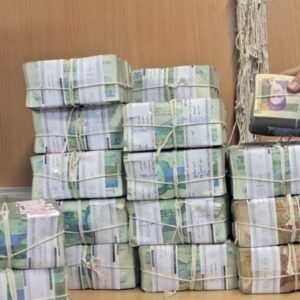 راهکار کنترل تورم کاهش رشد نقدینگی در کشور است