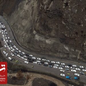 ترافیک سنگین در محور هراز/بارش باران در جاده‌های 4 استان