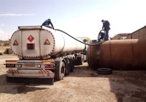 چالش قاچاق سوخت در مرزهای غربی ایران/ چرا حذف قاچاق سوخت امکان‌پذیر نیست؟