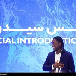 مسئولیت سیدورف: مشاور باشگاه استقلال؛ محل حضور: همه جا به جز ایران!