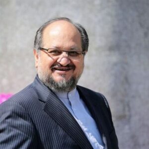 کوتاهی تاجرنیا در انتشار صورت‌های مالی و شفاف‌سازی/ آقای شریعتمداری! حواس‌تان هست؟