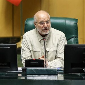 قالیباف: مدعیان جزایر سه‌گانه اراده‌ ملت ایران برای دفاع از تمامیت ارضی را آزمایش نکنند