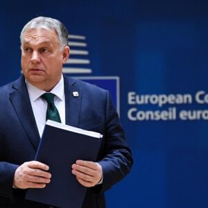 اوربان: اتحادیه اروپا برای جلوگیری از فروپاشی به پول روسیه نیاز دارد