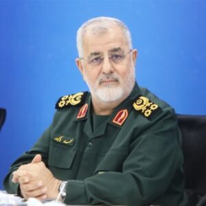 سرلشکر پاکپور: باید موشک‌های خود را به فناوری‌ رادارگریز مجهز کنیم