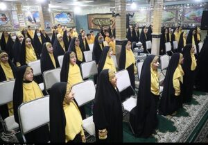 از سرآسیاب تا حسینیه امام (ره)؛ ماجرای شکل‌گیری گروه سرود عماران انقلاب + فیلم