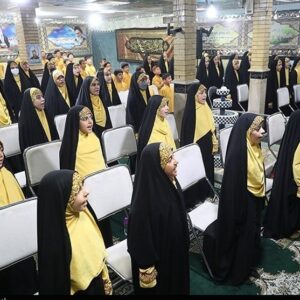 از سرآسیاب تا حسینیه امام (ره)؛ ماجرای شکل‌گیری گروه سرود عماران انقلاب + فیلم