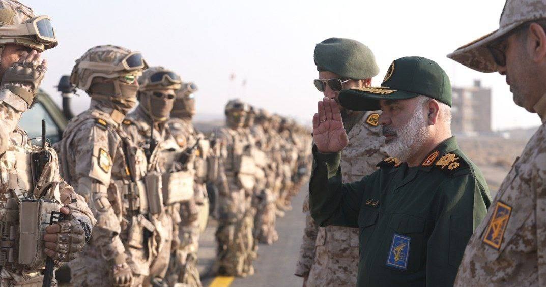 بازدید فرمانده نیروی زمینی سپاه از رزمایش سهند2025