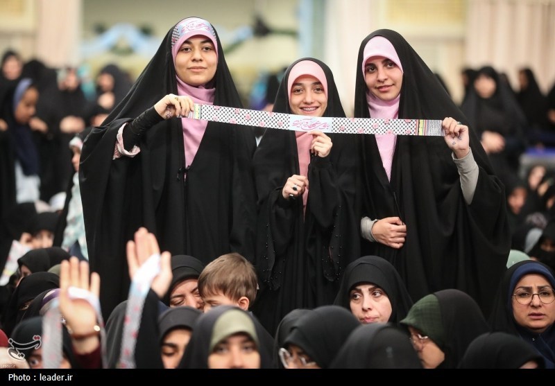 حجاب در جمهوری اسلامی؛ نگاهی از ریحانه انقلاب تا آیات صیانت