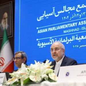 قالیباف: توان دفاعی و هسته‌ای ایران را معامله نمی‌کنیم/ درهای دیپلماسی باز است