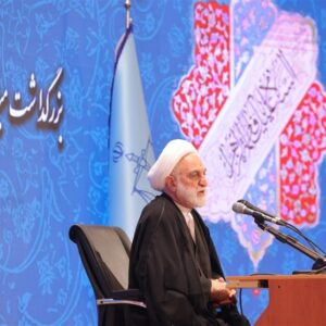 اژه‌ای: جایگاه زن در اسلام رفیع و ستون خانواده است