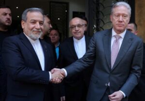 عراقچی: خواستار فصلی جدید در روابط با لبنان هستیم