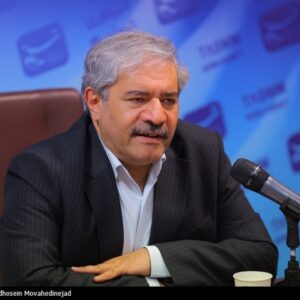 احیاء دریاچه ارومیه قطعاً ممکن است/ برخی تولید سیب را مهم‌تر می‌دانند!/سدهای فعال بیش از آمار وزارت نیرو است