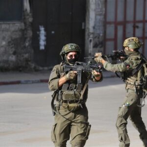 حملات گسترده صهیونیست‌ها به کرانه باختری و بازداشت فلسطینی‌ها