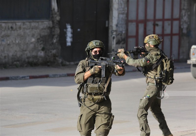 حملات گسترده صهیونیست‌ها به کرانه باختری و بازداشت فلسطینی‌ها