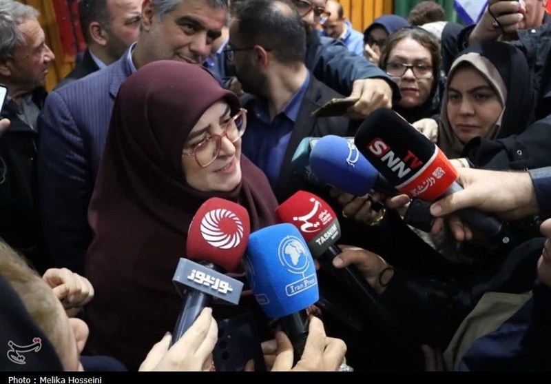 توضیح مهاجرانی به تسنیم درباره سفر دختر و داماد رئیس‌جمهور به قزاقستان