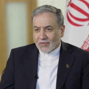 عراقچی: باید در نحوه همکاری با آژانس تجدیدنظر کنیم/ به آمریکا توصیه می‌کنم به مردم ایران احترام بگزارد