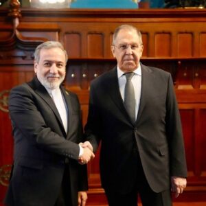 لاوروف: ایران حق غنی‌سازی دارد/ عراقچی: تروئیکای اروپا دیگر ظرفیتی برای مذاکره ندارد