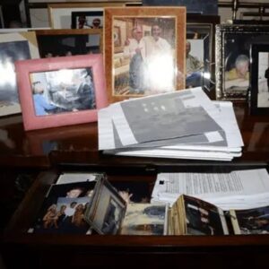 ناپدید شدن چندین پرونده مربوط به اپستین از جمله عکس ترامپ