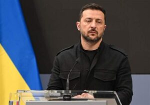 شانس انتخاب مجدد زلنسکی در شرایط حکومت نظامی