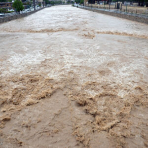 طغیان رودخانه فصلی در روستای هامین هشتبندی هرمزگان