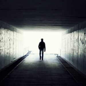 چرا احساس تنهایی عمیق در عصر اتصالات دیجیتال بیشتر است؟