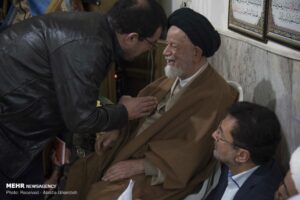 آیت الله شاهچراغی خادمی خستگی ناپذیر برای انقلاب و اسلام بود