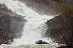 سر ریز شدن سد تنگ مهر در جنوب فارس