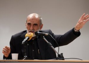 شریعتمداری: دشمن به دنبال تغییر «سیستم محاسباتی» ایران است