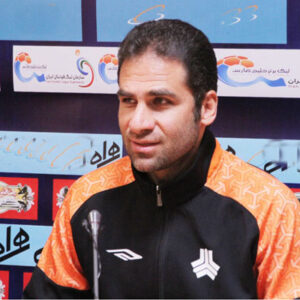 صادقی: تماشاگران به بازی انرژی دادند اما کم‌تجربه بودیم