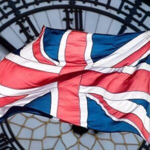 انگلیس:روسیه از لحاظ نظامی بسیار قدرتمند است؛باید برای جنگ آماده شویم!