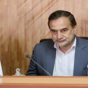 انتقاد فرماندار گیلانغرب از کندی پرداخت تسهیلات بانکی