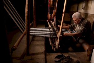 بینوا: زیرساخت‌های تولیدی نساجی سنتی در کاشان تقویت شود