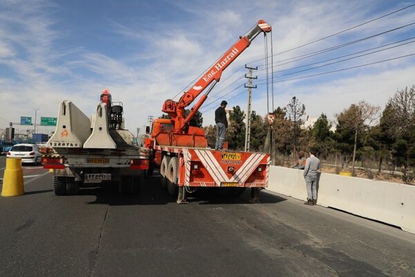 آغاز اجرای عملیات احداث پهلوگاه بزرگراه آزادگان