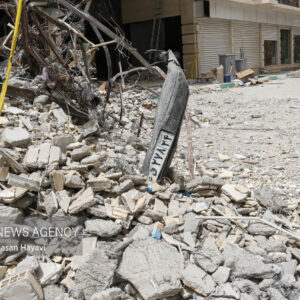 آغاز عملیات آواربرداری واحدهای تخریب‌شده از سیل در سیریک