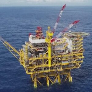 احیای سرمایه‌گذاری نفتی؛ تکیه بر مدل‌های داخلی و صندوق توسعه ملی