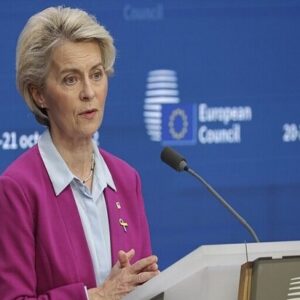 رئیس کمیسیون اروپا: اوکراین خط دفاع نخست اروپاست