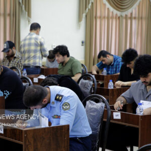 چه کسانی نمی توانند در آزمون کارشناسی ارشد ۱۴۰۵ ثبت نام کنند