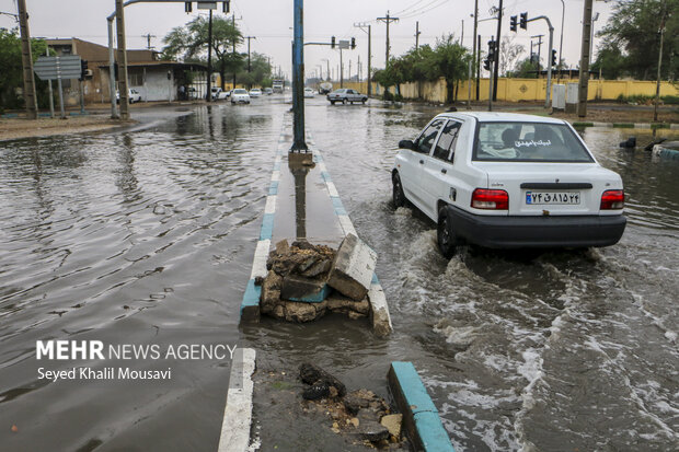 ابرهای سنگین بر فراز خوزستان؛ باران نوید میآورد، سیلاب تهدید