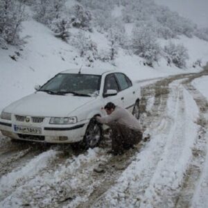 هشدار راهداری آذربایجان‌شرقی؛ تردد در جاده‌های برفگیر فقط با زنجیرچرخ