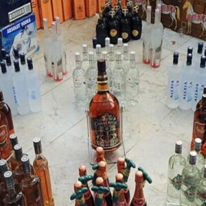 نگهداری و خرید و فروش مشروبات الکلی چه مجازاتی دارد؟