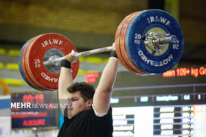 شیراز میزبان اردوی تیم‌های ملی وزنه‌برداری نوجوانان و جوانان کشور شد