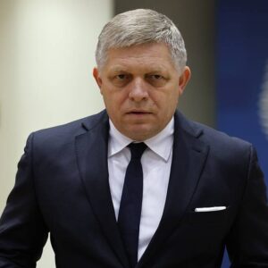 اسلواکی: اوکراین سیاه‌چاله‌ای است که پول‌های اروپا را می‌بلعد