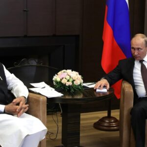 دهلی نو به دنبال ایجاد توازن در روابط با مسکو و غرب