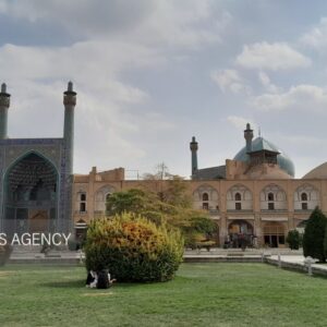 هوای اصفهان قابل قبول است