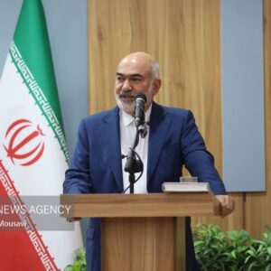 «مرکز مطالعات توسعه» باید در خوزستان راه اندازی شود