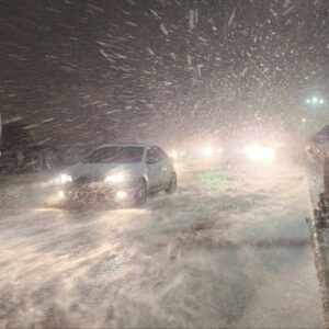 رانندگان از تردد در جاده سرچم باروق خودداری کنند