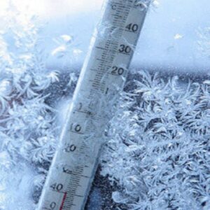 یخبندان اصفهان در آستانه زمستان؛ دمای بوئین به ۲۰ درجه زیر صفر رسید